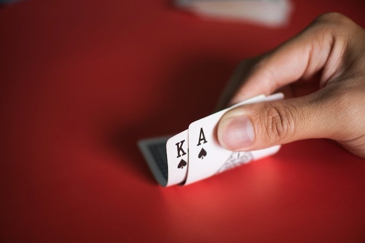মোবাইলে betxwin ব্রাউজ করছেন একজন বাংলাদেশি ব্যবহারকারী